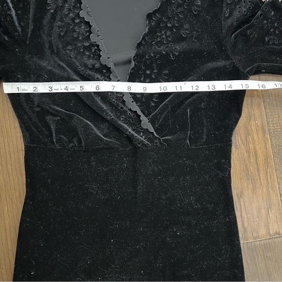 RK Long Sleeve with Tie Up Sleeves - Picture 12 of 14